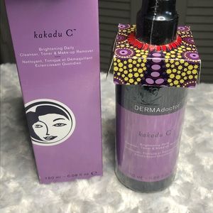 Kakadu C Makeup Remover Toner New